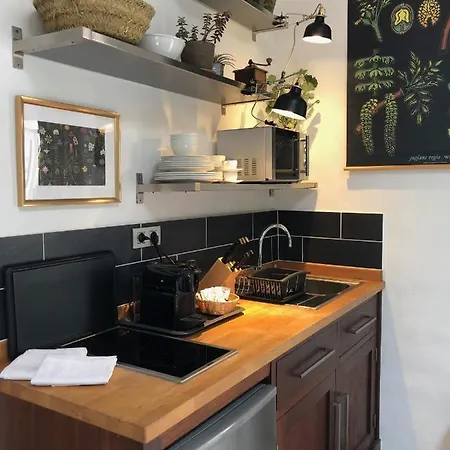 Cuarto Botanico - Shared Pool - Island Location - 10 Mins Drive To Famara And La Santa