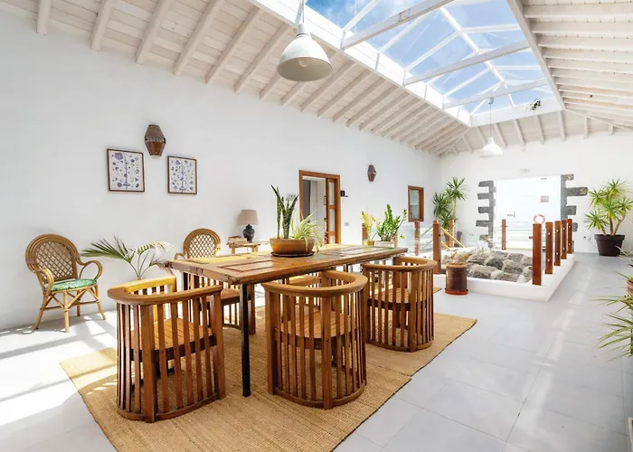 Cuarto Botanico - Shared Pool - Island Location - 10 Mins Drive To Famara And La Santa Appartement Tiagua